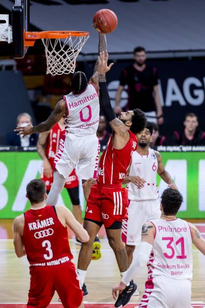 帮助他们站 帮助他们站